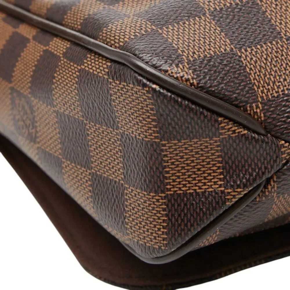 Louis Vuitton delivery duty